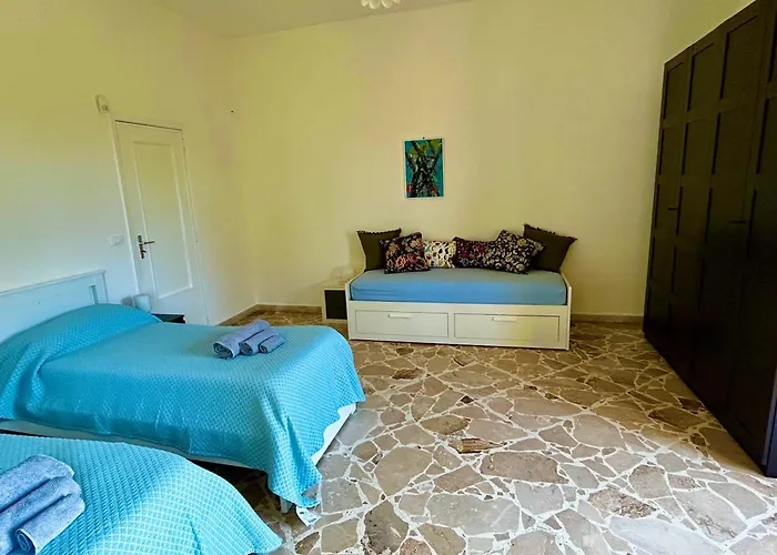 Silvanae Apartments